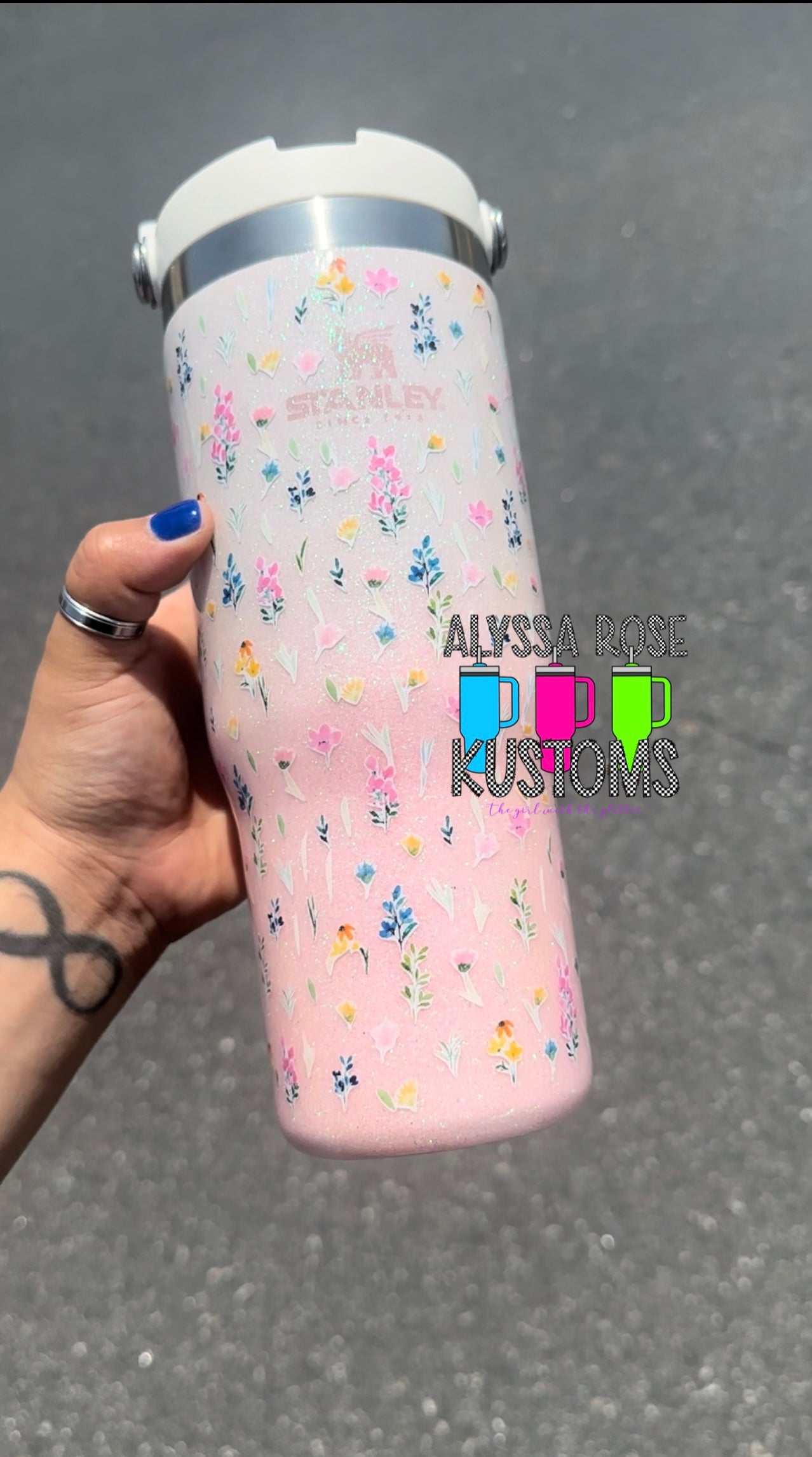 Viral Floral Ombré 30oz IceFlow