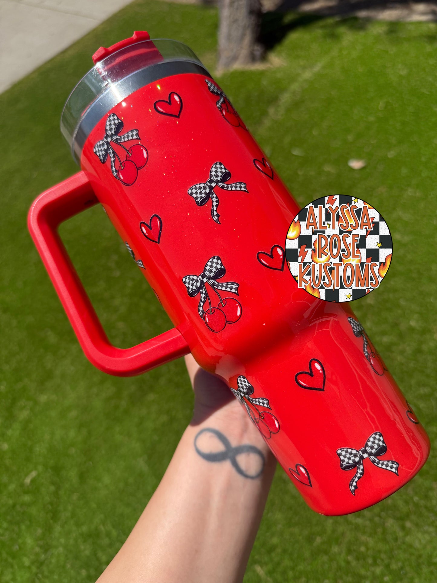 Checkered Bows (can be made on any color cup, pls leave a note)